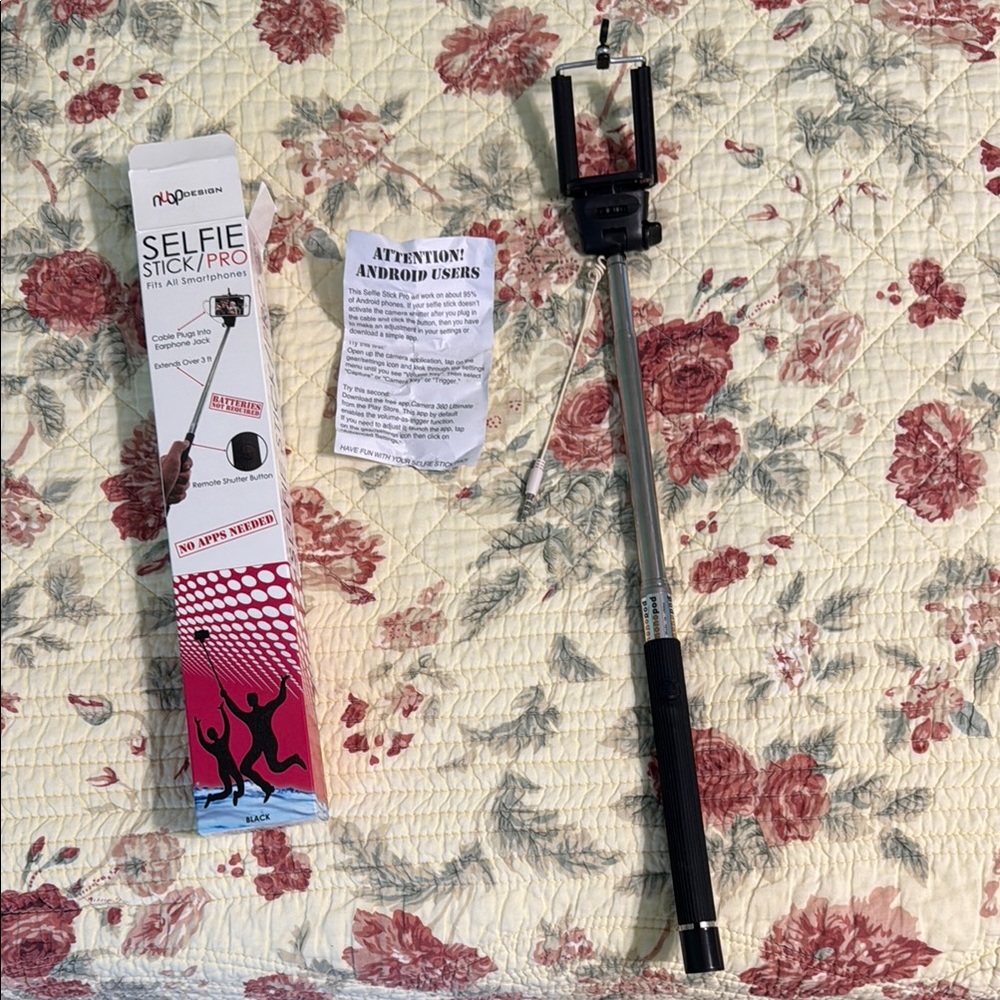 Selfie Stick Pro for Android and Apple Smartphones